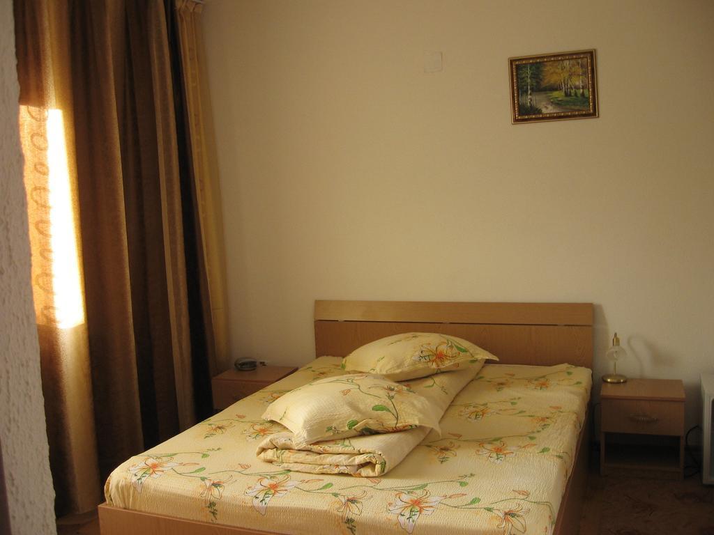 Pensiunea Pomi -Oesti Hotel Albestii Paminteni Bagian luar foto
