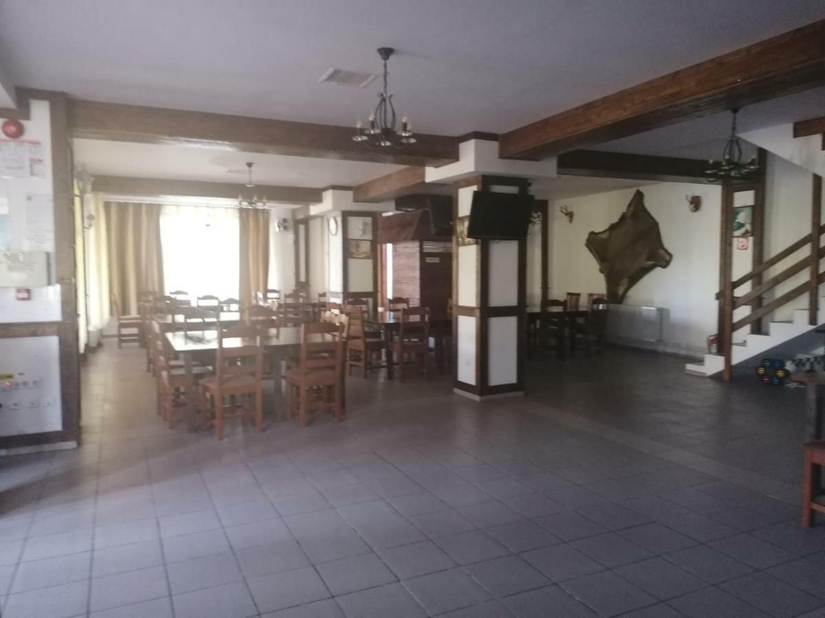 Pensiunea Pomi -Oesti Hotel Albestii Paminteni Bagian luar foto